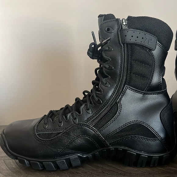 Men's Belleville TR960Z Hot Weather Side-Zip Tactical Boots - Picture 2 of 15